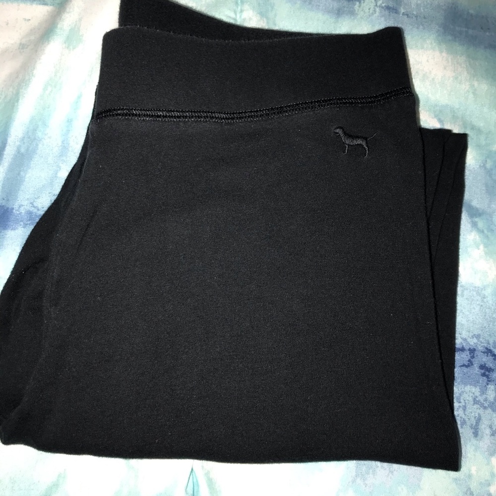 Black Pink leggings